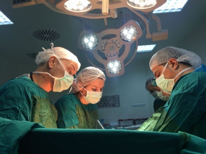 Bursa'da 5 inşaatlı adamın iki böbreği ömrünü yitirdi 