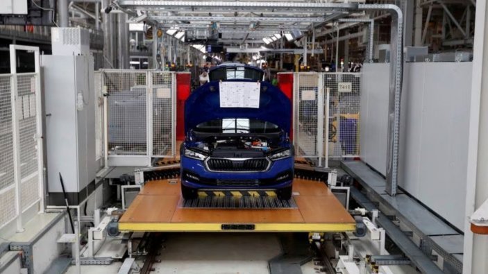 Skoda, çip krizi nedeniyle üretimi azaltıyor