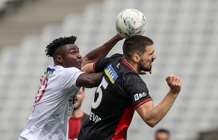 Sivasspor denedi ama yetişemedi! Düelloda kazanan Fatih Karagümrük