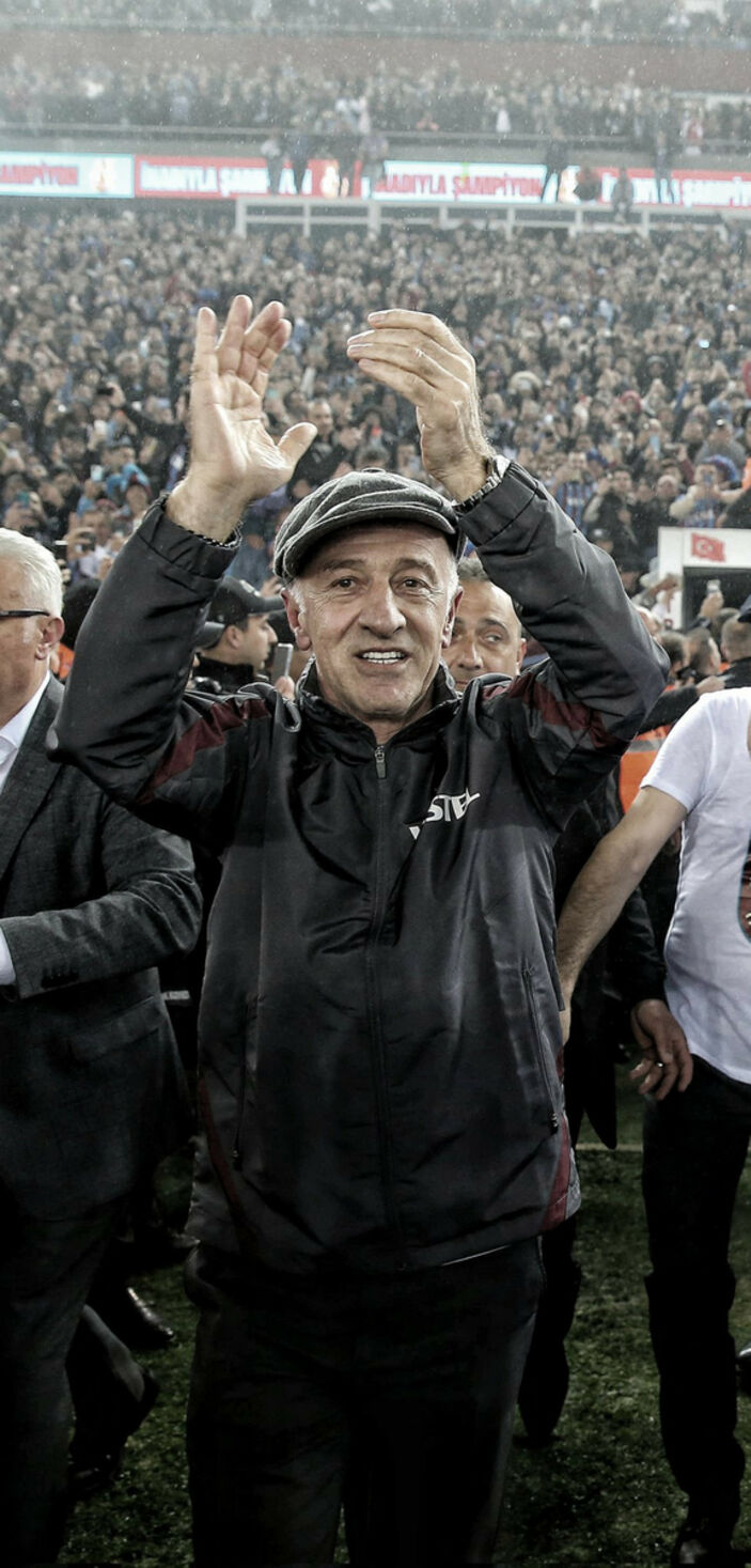 Trabzonspor taraftarından Ağaoğlu'na, 'Kul Ahmet' videolu geri dönüş maçı #2