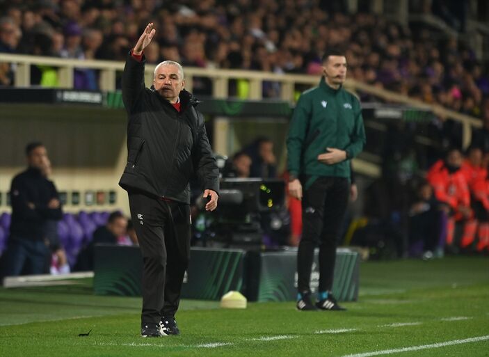 Rıza Çalımbay'dan Fiorentina maçı öncesi taraftarlara çağrı