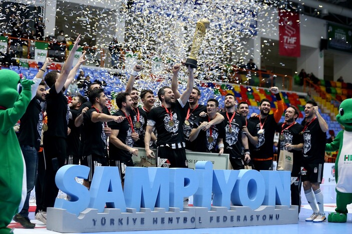 Hentbol Türkiye Kupası'nda Beşiktaş şampiyonluğa ulaştı