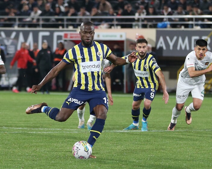 Enner Valencia, Alex'i geride bıraktığı Fenerbahçe sona erdi
