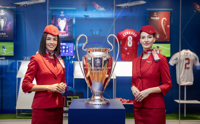 Şampiyonlar Ligi Finalleri Sergisi, İstanbul Havalimanı'nda açıldı