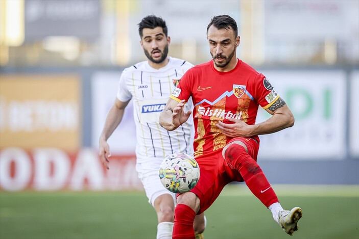 İstanbulspor, hazırlık maçı Kayserispor'u 2 golle geçti
