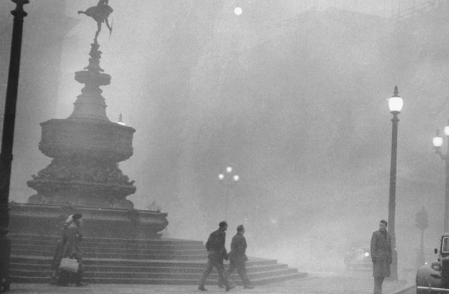 1952'de Londra'nın üzerine çökerek binlerce kişinin ölümüne neden olan sisin gizemi çözüldü