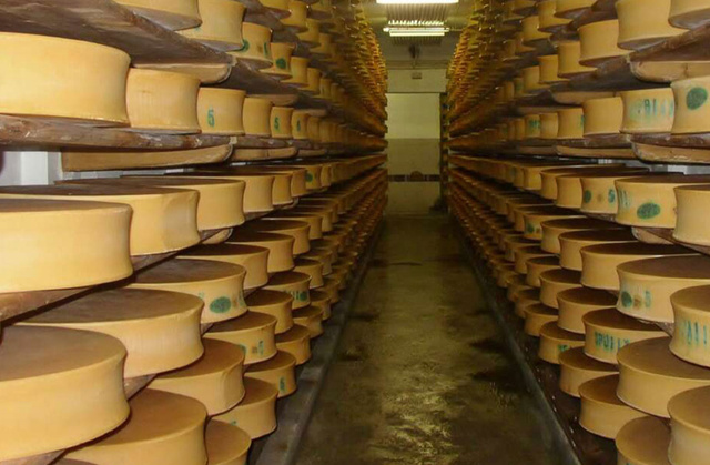 ABD'de yer altı mağaralarında saklanan milyonlarca kilo peynirin sırrı nedir?