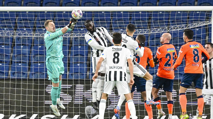 Mert Günok: Milli Takım'a her zaman hazırım