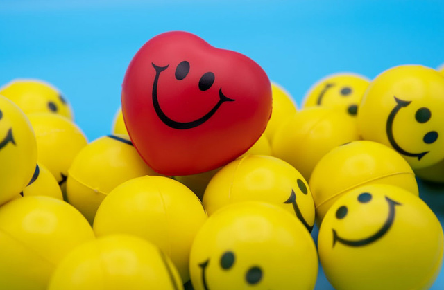 Mutluluğunuzu izlemenize ve kendinizi iyi hissetmenize yardımcı olacak 5 uygulaması
