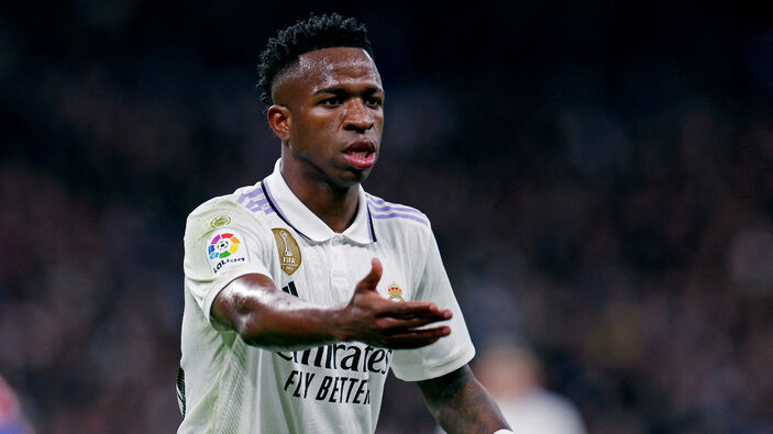 Vinicius'a ırkçı sözler söyleyen taraftar ceza aldı