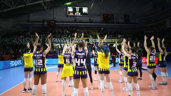 Voleybolda beş Türk takımı' sahnede alacak
