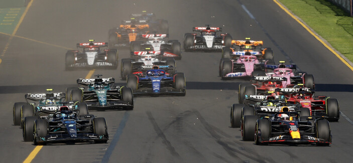 Avustralya Grand Prix'sini Max Verstappen kazandı