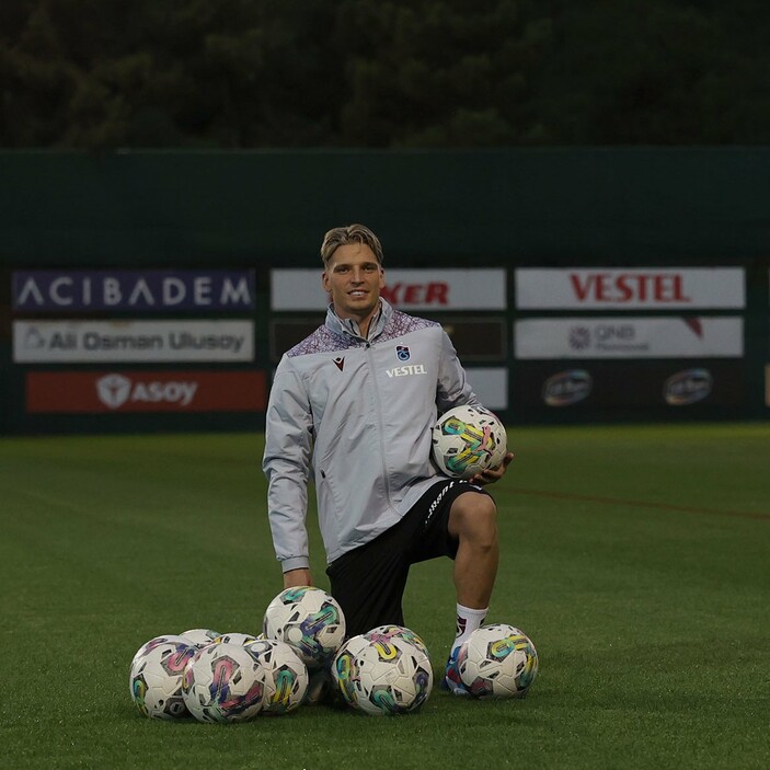 Jens Stryger Larsen: Yaşadığımız tek duygu hayallerimizi paylaşmak