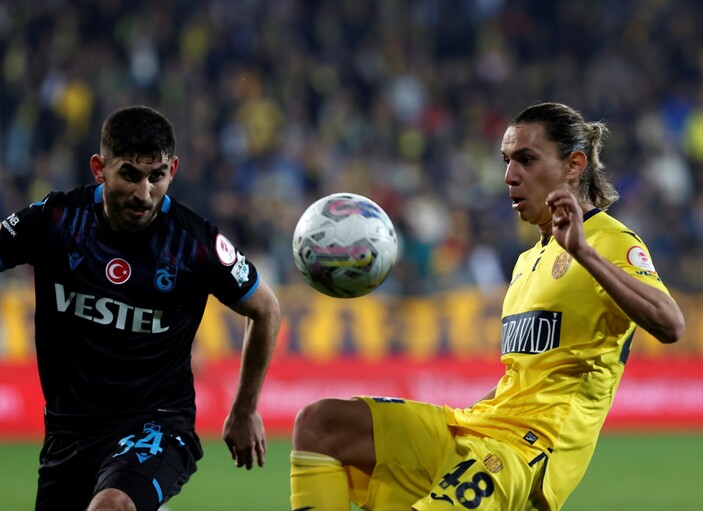 Trabzonspor, Ankaragücü'ne yenilerek Türkiye Kupası'na veda etti