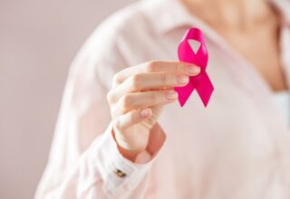 Dünya Meme Sağlığı Günü ne zaman? Meme kanserinde erken tanı hayat kurtarıyor